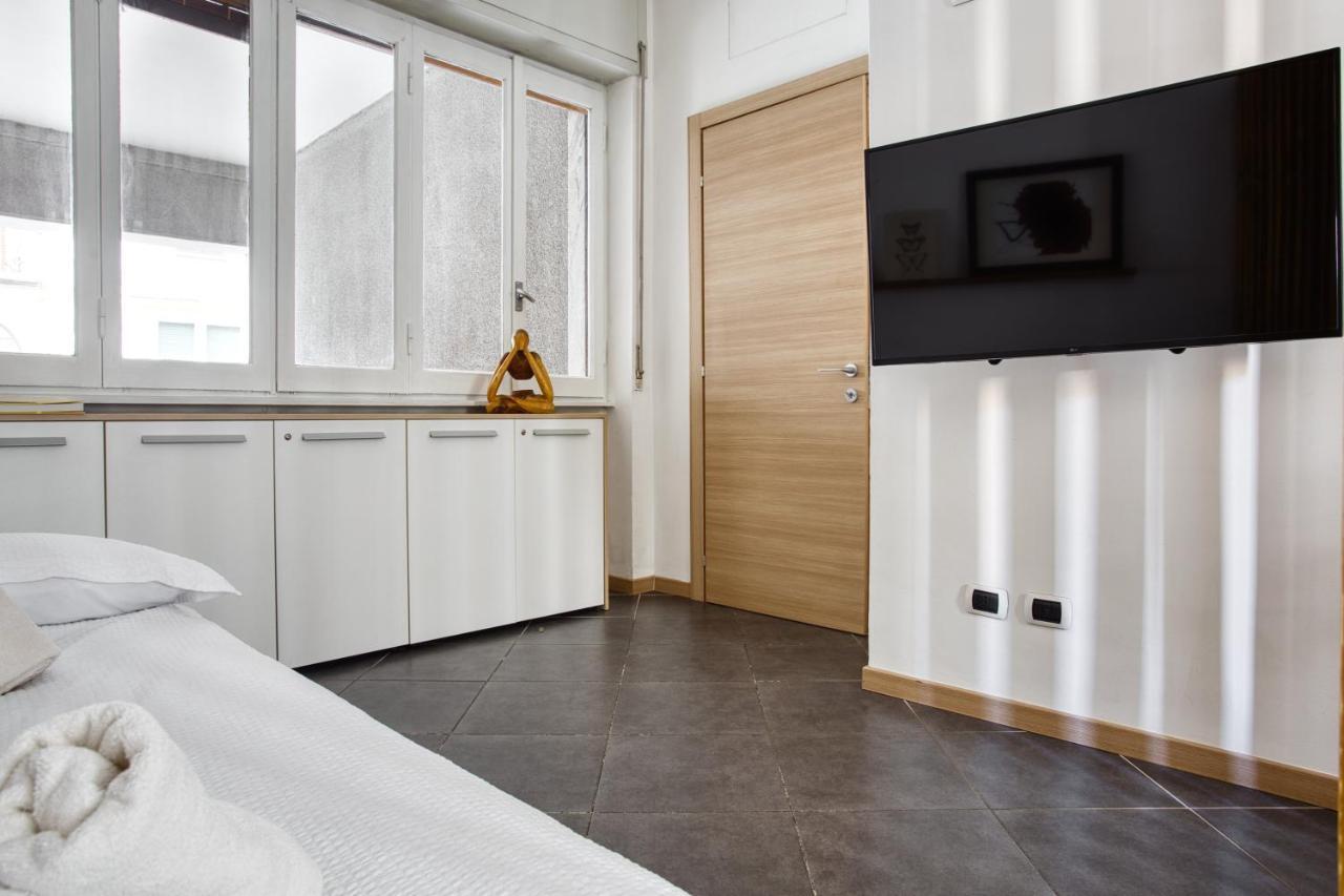 C Studio - Design Bilo Suite -M3- 8 Min Dal Duomo Milano Dış mekan fotoğraf
